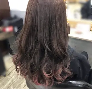 ロング カラー lore umeのヘアスタイル