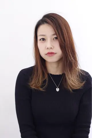 ミディアム セミロング 中野 恵脩のヘアスタイル