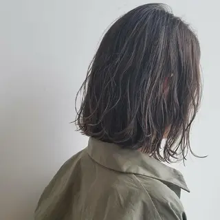 ミディアム カラー ネイル ヘアアレンジ マツエク・マツパ パーマ iplus　眉毛と まつげパーマ専門店のマツエク・マツパデザイン