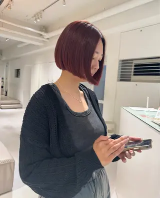 ショート カラー 透明感ベージュ/ レイヤー/ 髙橋一哉のヘアスタイル