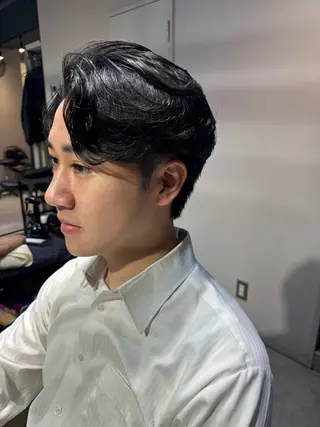 ミディアム パーマ メンズ 似合う髪型見つけます AYAKAのヘアスタイル