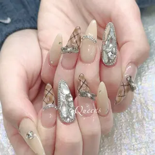 ネイル Queens ひなのネイルデザイン