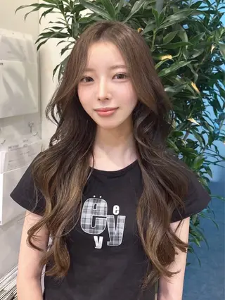 ロング KANA/天王寺 🎀🫧のヘアスタイル
