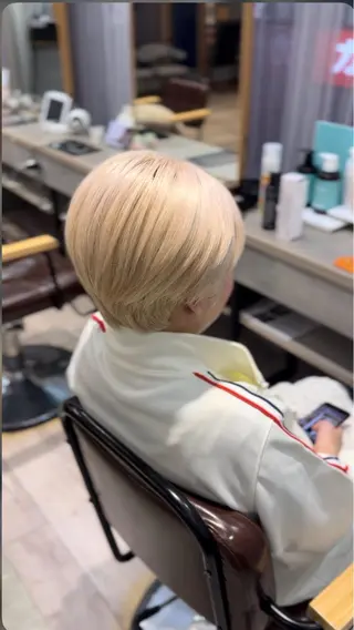 カラー 高山 穂香のヘアスタイル