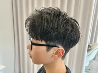 ショート センターパート 韓国ヘア・綾也のヘアスタイル