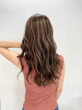 ロング カラー レイヤーカット 赤み消し　店長/大和のヘアスタイル