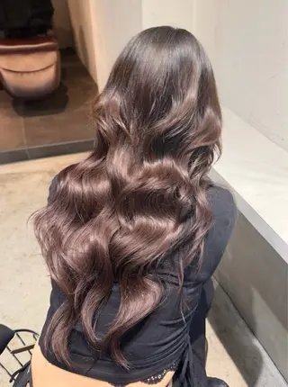 セミロング DEAN ISLA 海外風ヘアサロンのヘアスタイル