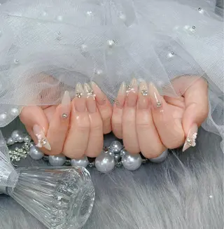 ネイル Blingg NailStudioのネイルデザイン