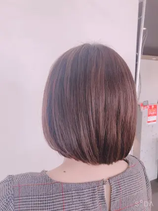 ショート そそ　喜 多のヘアスタイル