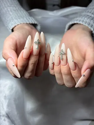 ネイル nailroom sb𓈒𓂂𓏸のネイルデザイン