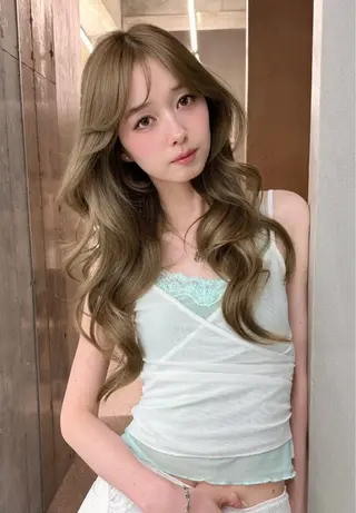ロング ヘアアレンジ 🌻夏の透明感カラー 🩵韓国レイヤー櫻井のヘアスタイル