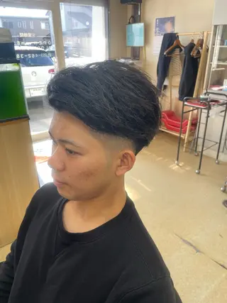 パーマ メンズ 片桐 航太のヘアスタイル