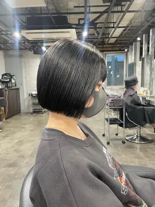 ショート カラー パーマ ヘアアレンジ メンズ キッズ ネイル マツエク・マツパ アイブロウ 透明感カラー・レイヤ ー🎀amika🎀のヘアスタイル