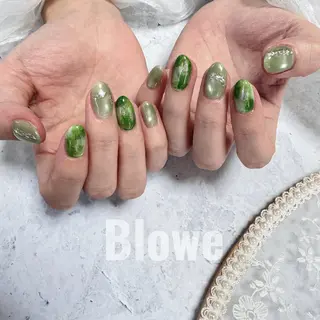 ネイル Blowe ニュアンスのネイルデザイン
