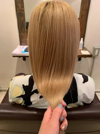 セミロング カラー 透明感カラー✂︎ /縮毛矯正/YUKAのヘアスタイル