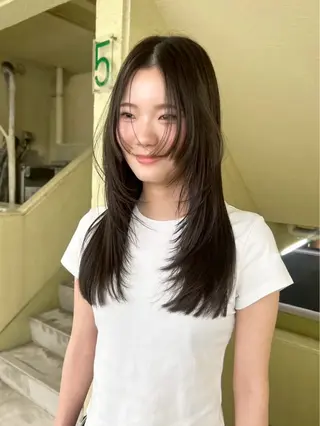 ロング レイヤーカット ＆ハッシュカット✂️のヘアスタイル