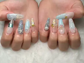 ネイル ユリ🎀長さだし/ パラジェル/持ち込みのネイルデザイン