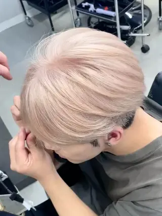ショート カマタ ハルキのヘアスタイル