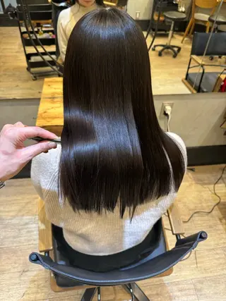 セミロング 新宿/顔周りカット +レイヤー＝しずく♩のヘアスタイル