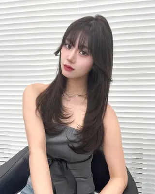 カラー 透明感グレージュ🩶 韓国ヘア🇰🇷横浜のヘアスタイル