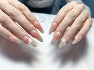 ネイル 心斎橋Mione nail salonのネイルデザイン