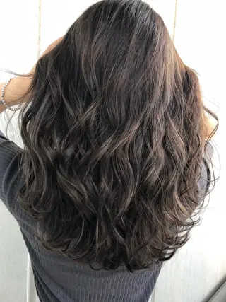 セミロング カラー 若杉 諒のヘアスタイル
