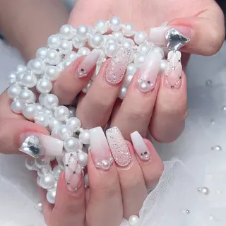 ネイル Maggie Nail🦩のネイルデザイン