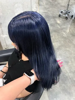 ロング カラー 寒色🦋ブロンド💙 ブリーチ/レイヤーのヘアスタイル