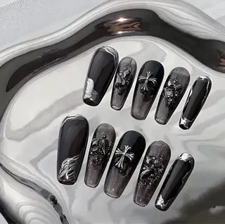 ネイル Mika Nails 心斎橋のネイルデザイン