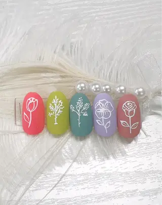 ネイル Tina Nailstudioのネイルデザイン