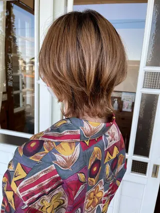 ミディアム カラー 門脇 絹華のヘアスタイル