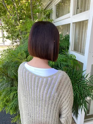 ミディアム 冨田 果歩のヘアスタイル