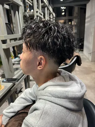 ショート パーマ メンズ 似合う髪型見つけます AYAKAのヘアスタイル