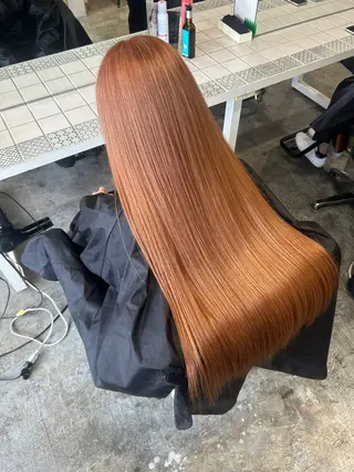 ロング カラー ヘアアレンジ 高島 凜のヘアスタイル