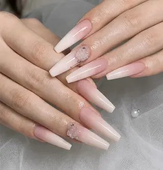 ネイル レイナ ネイルのネイルデザイン