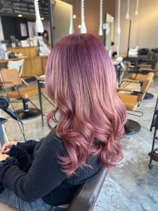 カラー はっとり ななせのヘアスタイル
