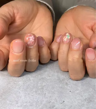 ネイル ネイルルームリッカ 𝐦𝐚𝐲𝐮のネイルデザイン