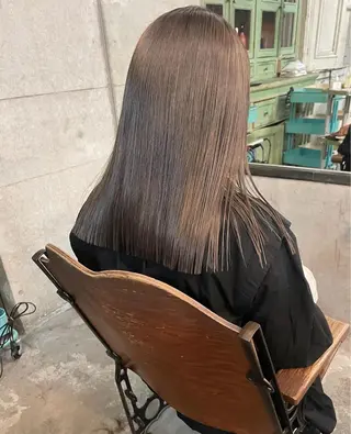 セミロング カラー ヘアアレンジ キッズ デザインパーマ メンズカット 郁美のヘアスタイル