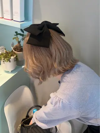 ミディアム カラー 🤎モテ髪&透明感 ミルクティー🥣🤎のヘアスタイル