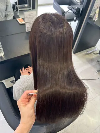 ロング カラー 横田 あいらのヘアスタイル