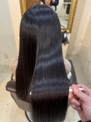 ロング 藤井 夕佳のヘアスタイル