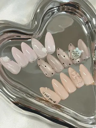 ネイル Bitty momona🩵✨のネイルデザイン