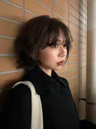 ショート カラー momona english okのヘアスタイル