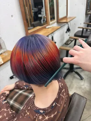 ショート Hina/カラー特化 /艶カラーのヘアスタイル