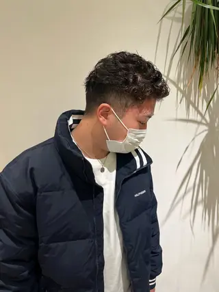 パーマ メンズ レイヤー似合わせ 透明感カラーりきやのヘアスタイル