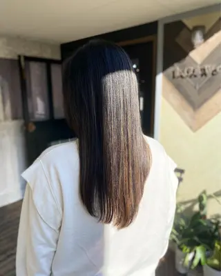 ロング 勝河 怜楊のヘアスタイル