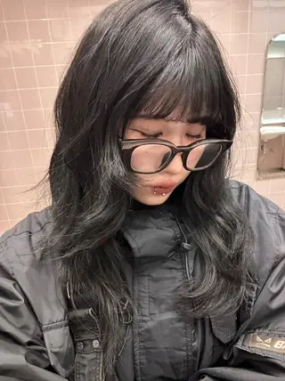 セミロング カラー ヘアアレンジ 💟Opus // Mizuki🐕のヘアスタイル