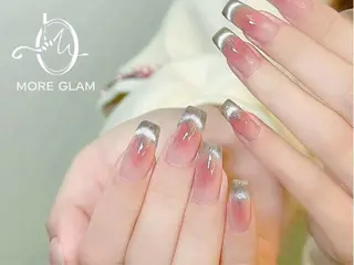 ミディアム more glam 原宿店のネイルデザイン