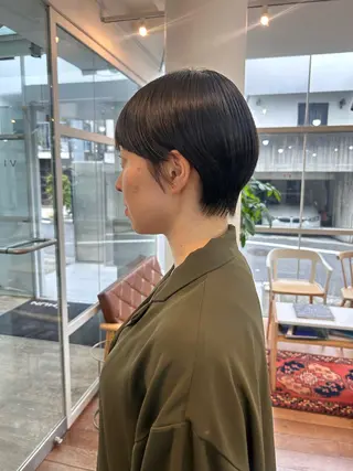 ショート カラー かがやしづ ⭐️ベージュのヘアスタイル