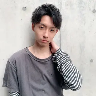 ショート メンズ 鄭 弘志のヘアスタイル